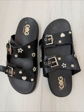 GBG Los Angeles Black Girls' Studded Buckle Slide Sandals